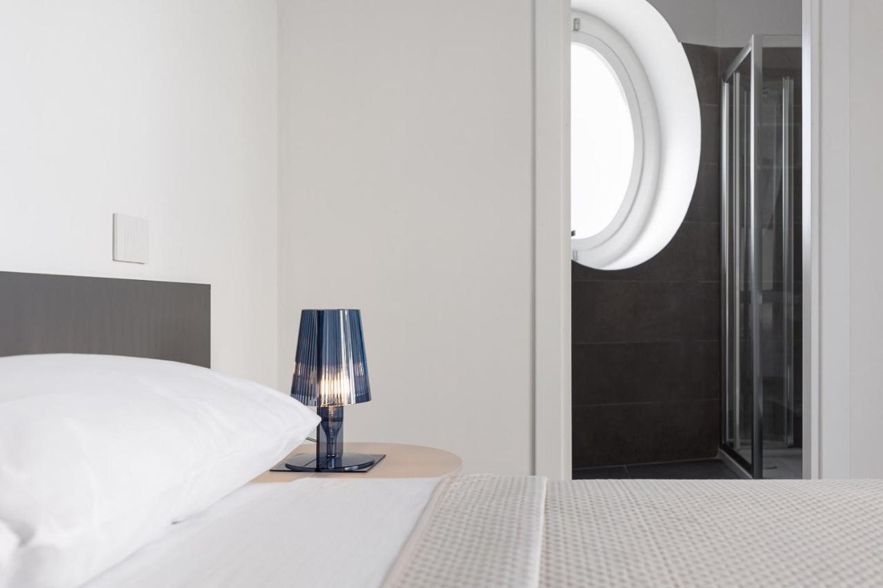 Oneweek Gaeta Suites And Apartments Экстерьер фото