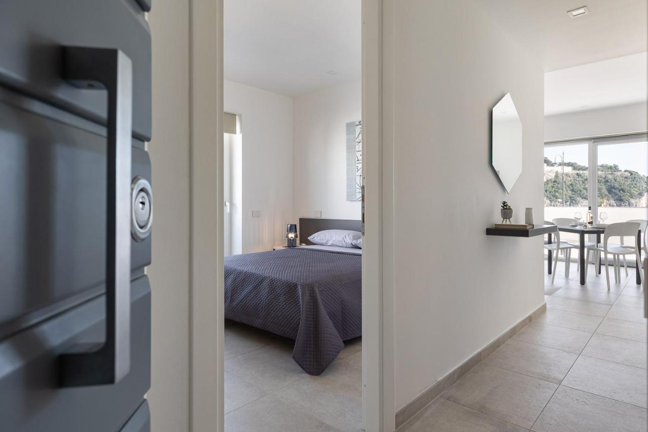Oneweek Gaeta Suites And Apartments Экстерьер фото